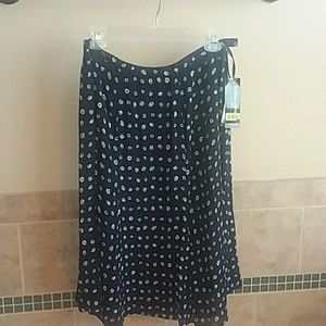 Kasper &Company ASL skirt